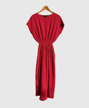 Load image into Gallery viewer, Magnolia Dress Organic Cotton Muslin-Sunfaded Red/Black
